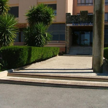 Hotel Las Cigueenas トルヒーリョ エクステリア 写真
