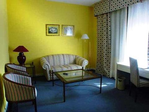 Hotel Las Cigueenas トルヒーリョ 部屋 写真